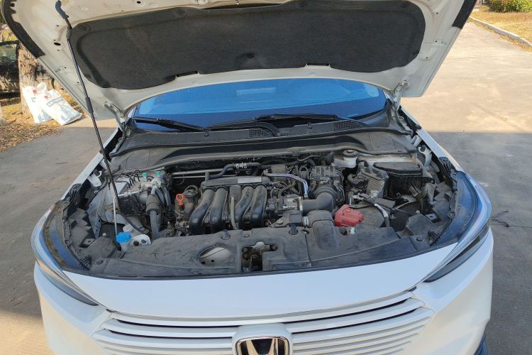 本田 缤智 2023款 1.5L CVT精英版机舱底盘24