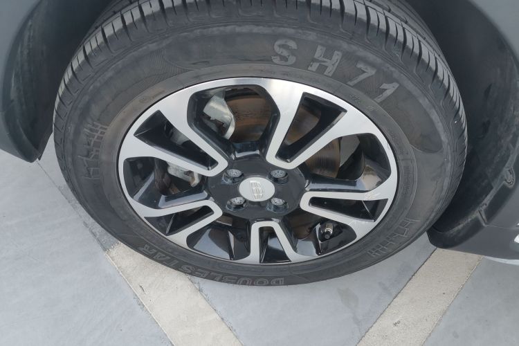 吉利汽车 远景X3 2017款 1.5L 手动精英型车身外观6007