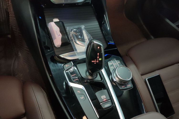 宝马X3 2021款 xDrive28i 豪华套装中控内饰18