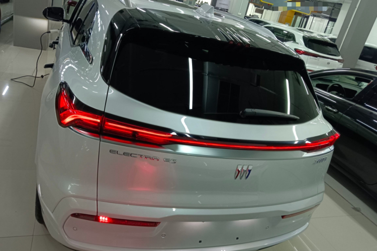 别克E5 2025款 620KM尊享版车身外观6