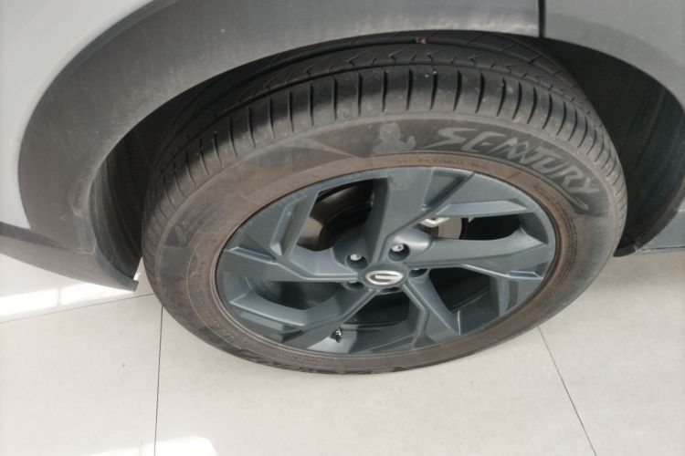 广汽传祺 传祺GS3 2023款 影速 270T 劲享版车身外观6008