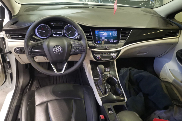 别克 威朗 2020款 15T 自动进取型中控内饰12