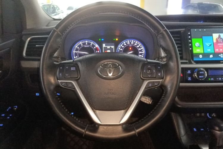 丰田 汉兰达 2018款 2.0T 四驱豪华版 7座 国VI中控内饰13