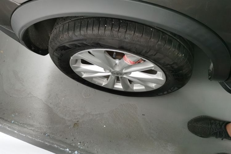 日产 逍客 2016款 2.0L CVT精英版车身外观56