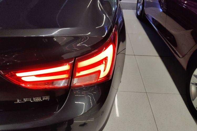 别克 威朗 2017款 三厢 15S 自动领先型车身外观9