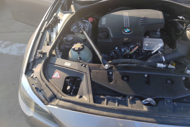 宝马5系 2014款 525Li 领先型机舱底盘25