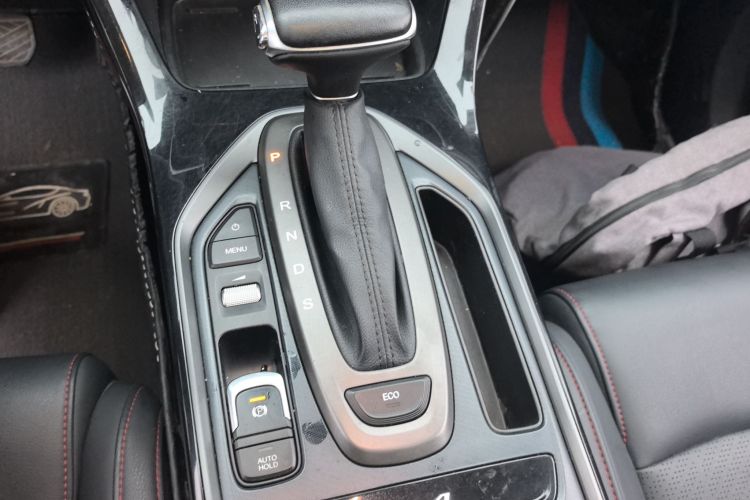 广汽传祺 传祺GS4 2021款 270T 自动豪华智联版中控内饰18