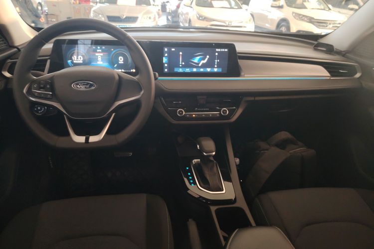 福特 福睿斯 2021款 1.5L 自动黄金版中控内饰12