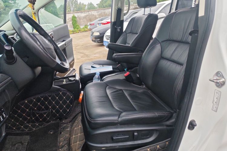 本田 艾力绅 2016款 2.4L 风尚版局部细节19