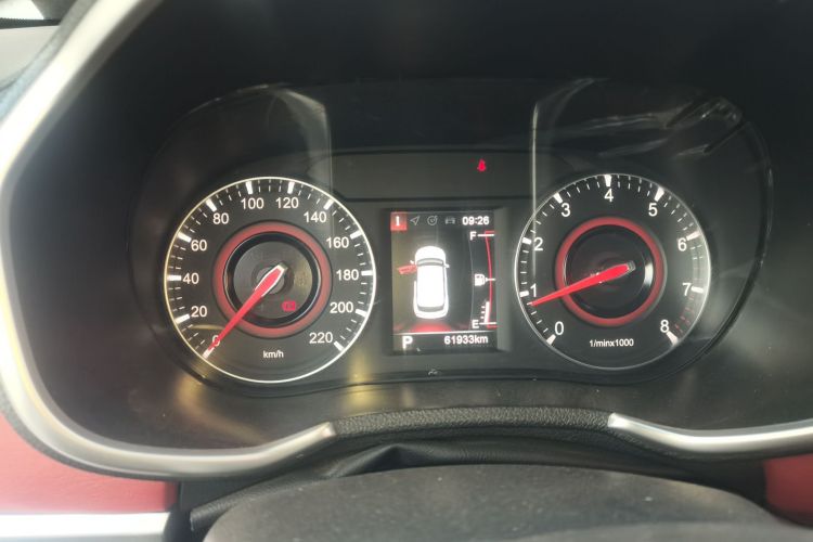 中华V3 2017款 1.5L 自动智能型中控内饰14