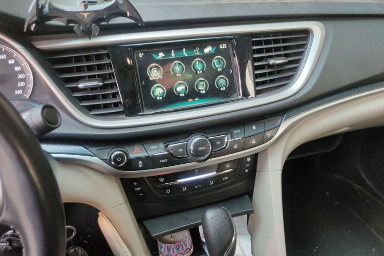 别克 英朗 2019款 15T 双离合互联精英型 国VI中控内饰16