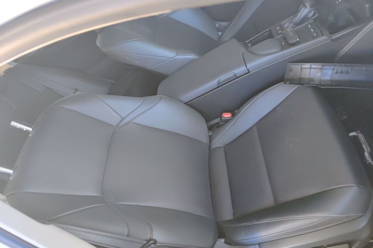 雷克萨斯ES 2020款 200 卓越版局部细节41