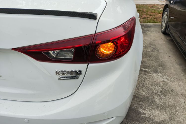 马自达3 昂克赛拉 2014款 三厢 1.5L 自动舒适型车身外观6006