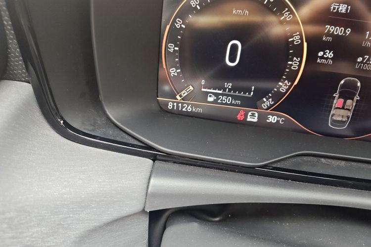 领克03 2022款 2.0TD DCT劲Pro中控内饰15