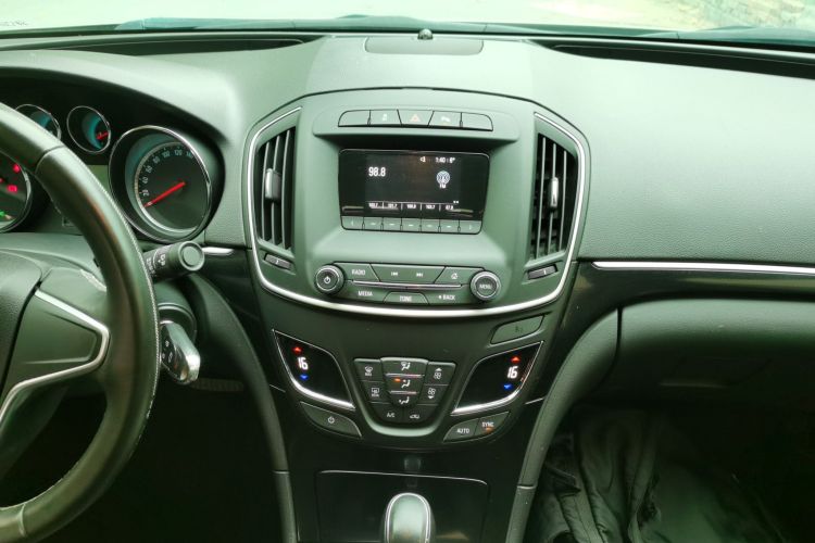 别克 君威 2015款 1.6T 领先技术型中控内饰16