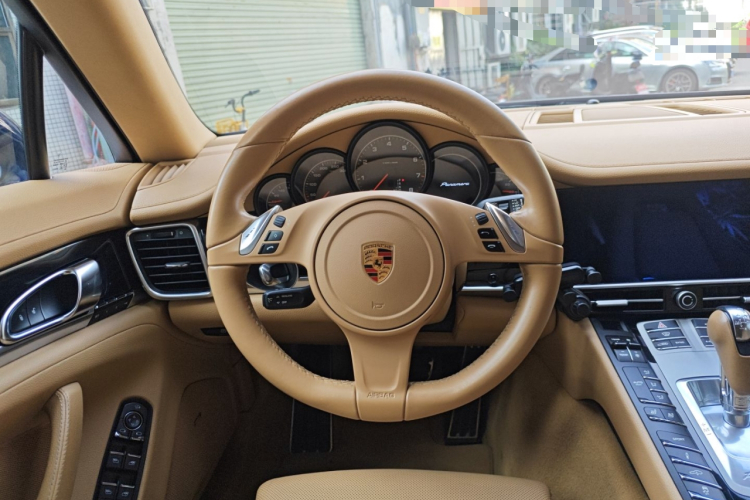 保时捷 2016款 Panamera Executive Edition 3.0T中控内饰13