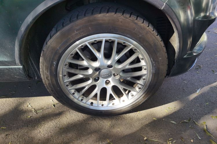 奥迪Q7 2011款 3.0 TFSI 舒适型(200kW)车身外观6007