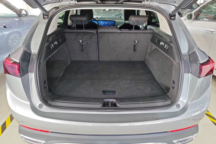 别克 昂科威 2025款 25T 进享白金版机舱底盘23