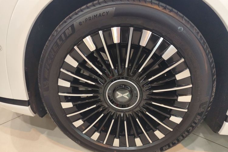 小鹏X9 2025款 740超长续航 Max车身外观6007