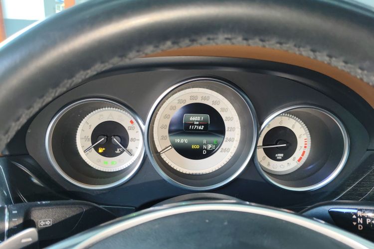 奔驰CLS 2017款 CLS 260逸彩版局部细节14