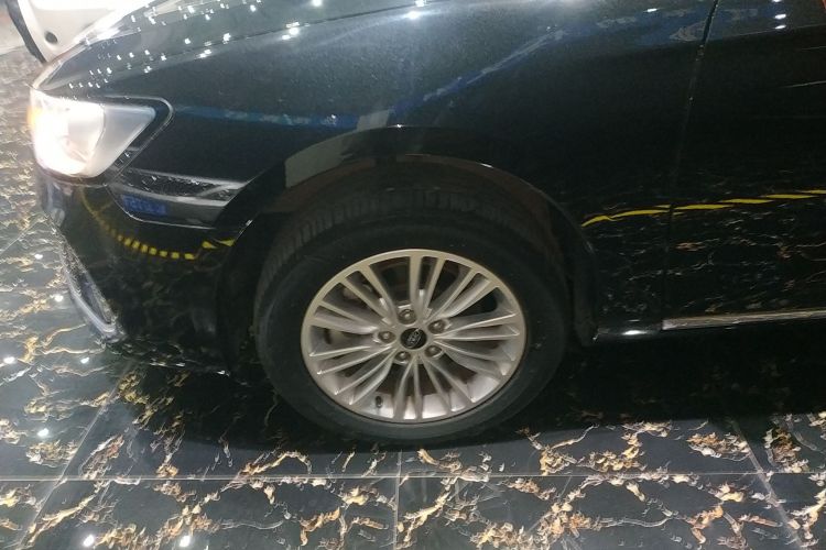 江汽集团 江淮iEVA60 2019款 旗舰型车身外观6007