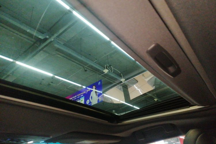 丰田 亚洲龙 2023款 双擎 2.5L 豪华版局部细节22