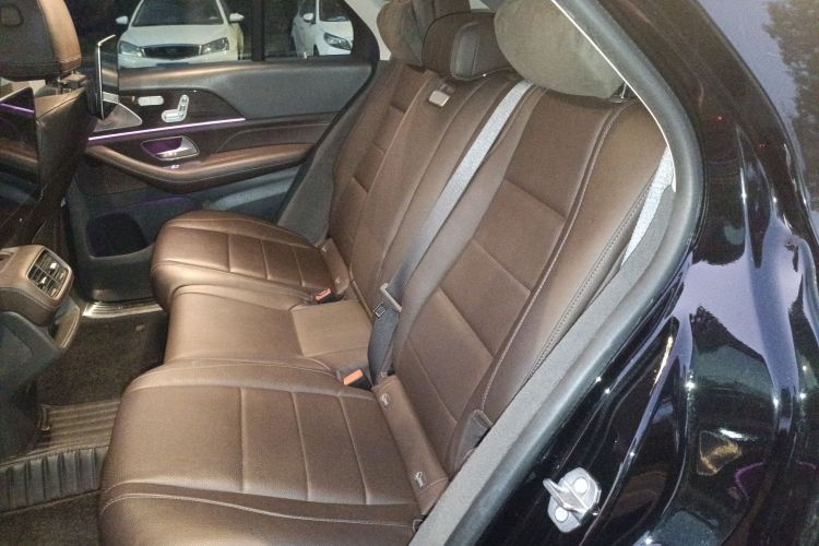 奔驰GLE 2020款 改款 GLE 350 4MATIC 时尚型特别版中控内饰21