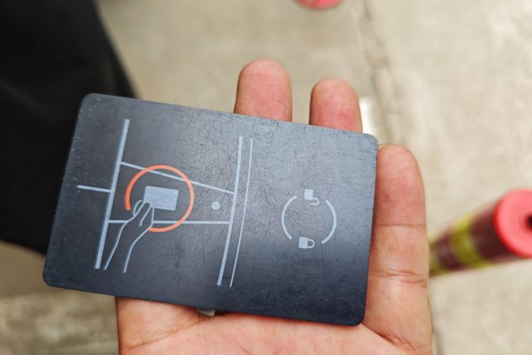 特斯拉 Model Y 2021款 长续航全轮驱动版中控内饰11