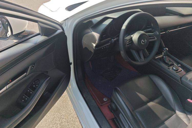 马自达3 昂克赛拉 2020款 1.5L 自动质型版中控内饰20