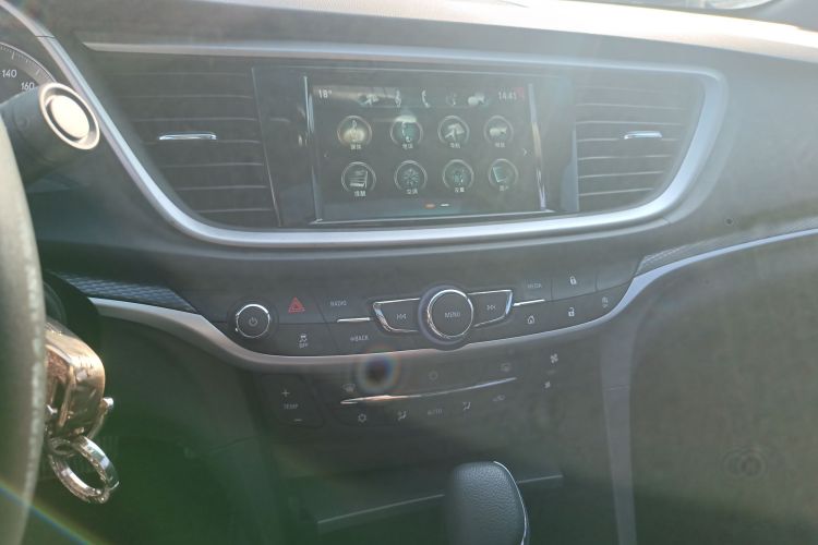 别克 英朗 2019款 18T 自动互联精英型 国VI中控内饰16