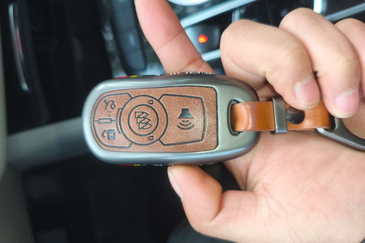 别克 君威 2020款 552T 精英型中控内饰11