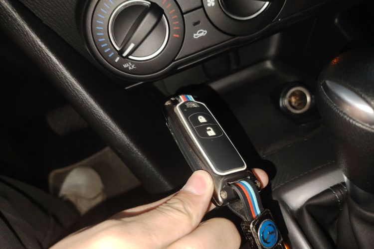 马自达3 昂克赛拉 2017款 两厢 1.5L 自动舒适型 国V中控内饰11