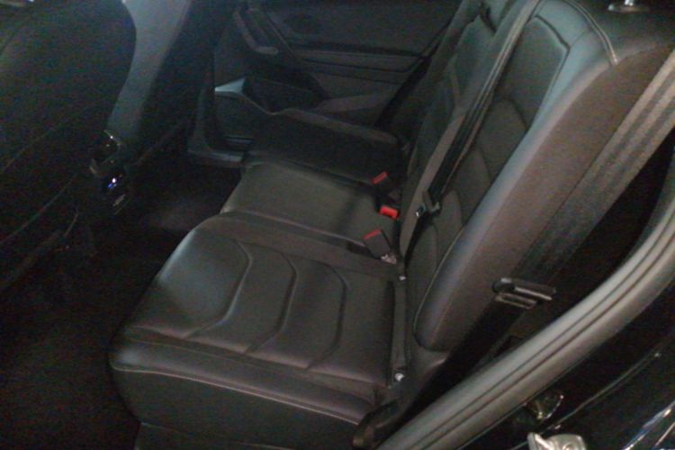 大众 途观L 2019款 改款 330TSI 自动两驱智动豪华版 国VI中控内饰21