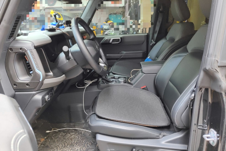 福特烈马 2024款 2.3T 墨钻中控内饰19