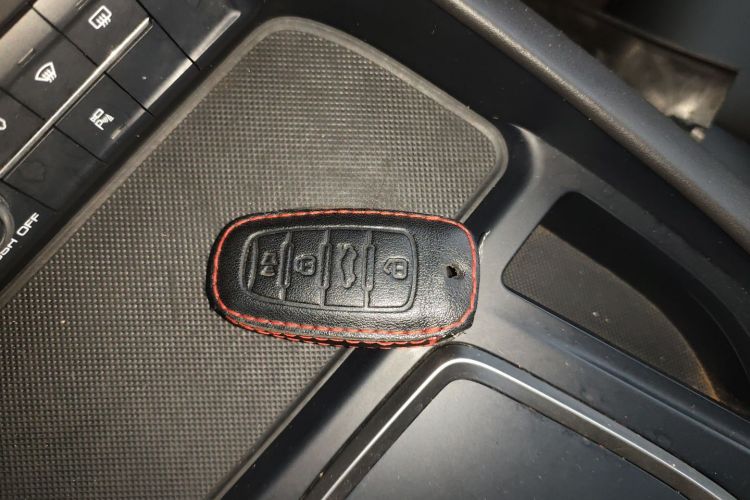 哈弗F7x 2019款 2.0T 两驱极智潮玩版中控内饰11