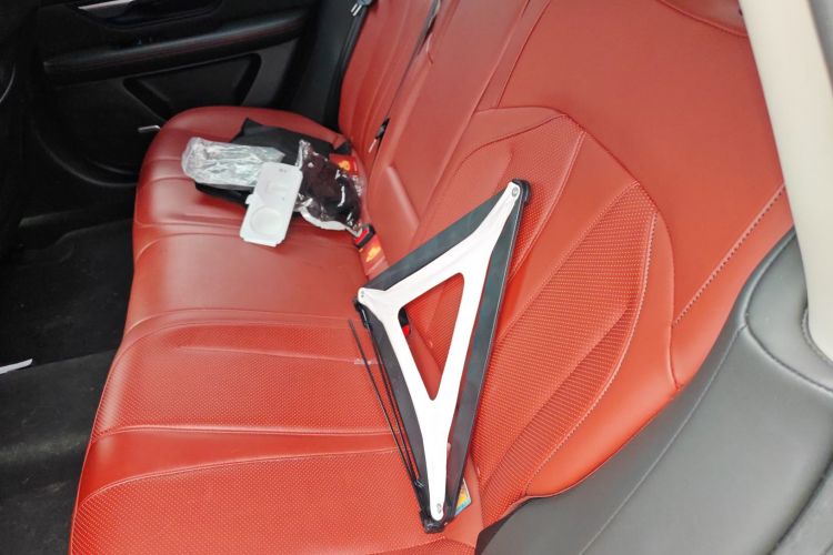 小鹏P7 2021款 480G中控内饰21