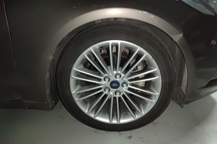 福特 蒙迪欧 2013款 2.0L GTDi240旗舰型车身外观6007