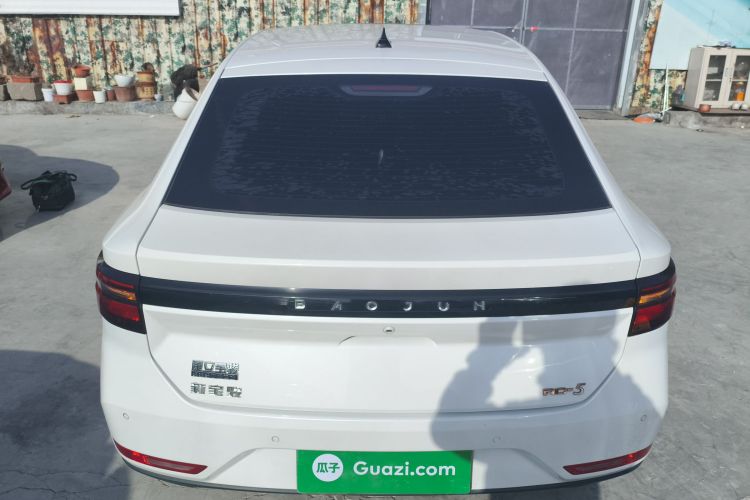 宝骏RC-5 2020款 1.5T CVT智耀豪华型车身外观6