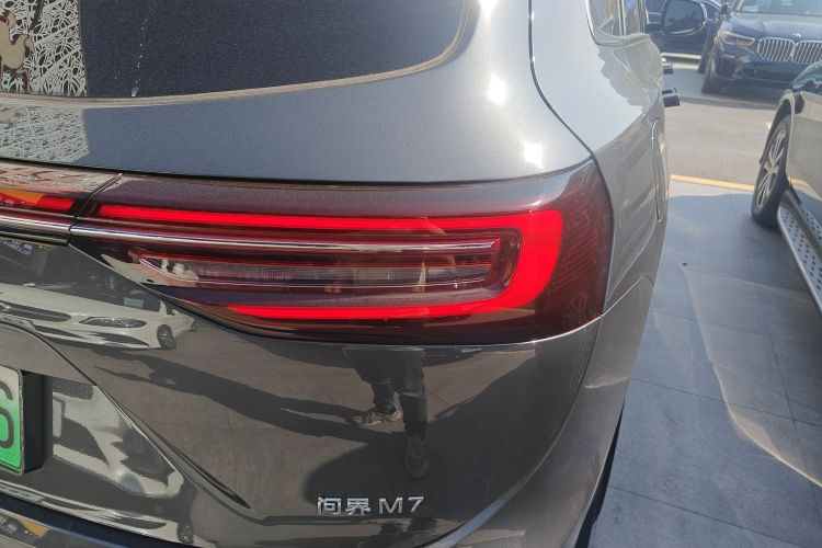 鸿蒙智行 问界M7 2024款 1.5T 智驾四驱Pro版 5座车身外观6006