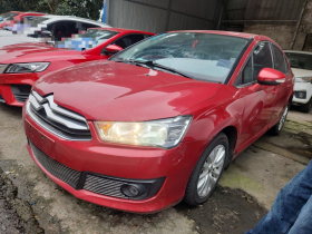 雪铁龙 世嘉 2013款 三厢 1.6L 自动品尚型