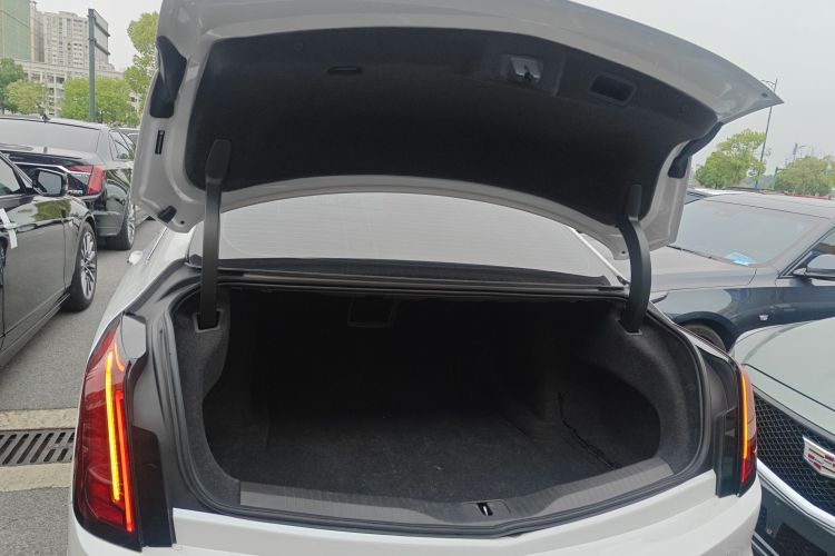 凯迪拉克CT6 2019款 28T 时尚型局部细节23