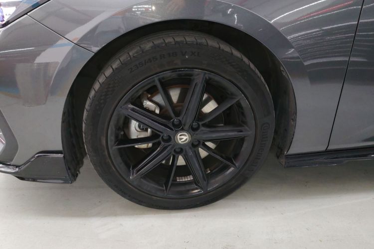 长安UNI-V 2022款 2.0T 领速版车身外观6007