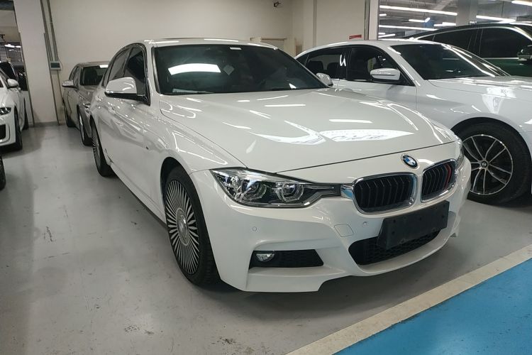 宝马3系 2018款 320i M运动套装车身外观6002