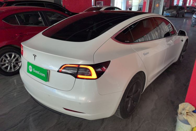 特斯拉 Model 3 2021款 标准续航后驱升级版车身外观6005