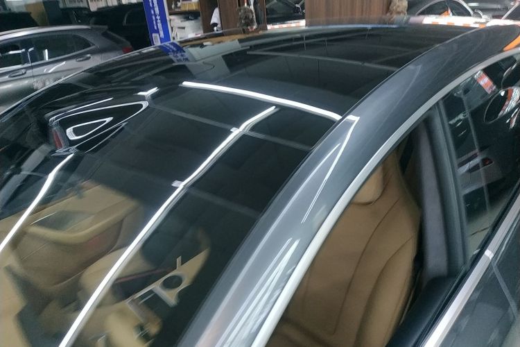 鸿蒙智行 智界R7 2025款 增程 331km Ultra局部细节57