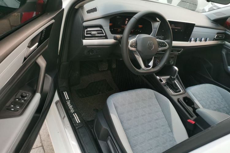 大众 朗逸 2023款 300TSI DSG满逸版中控内饰20