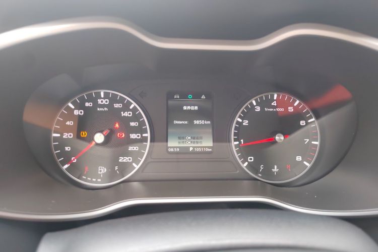 名爵ZS 2020款 180DVVT 自动Lite局部细节14