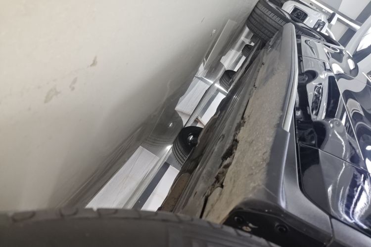 奔驰GLC 2022款 GLC 300 L 4MATIC 动感型臻藏版局部细节9001