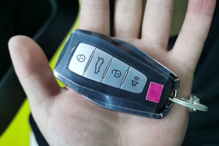 吉利汽车 帝豪 2025款 第4代 1.5L CVT尊贵型中控内饰11