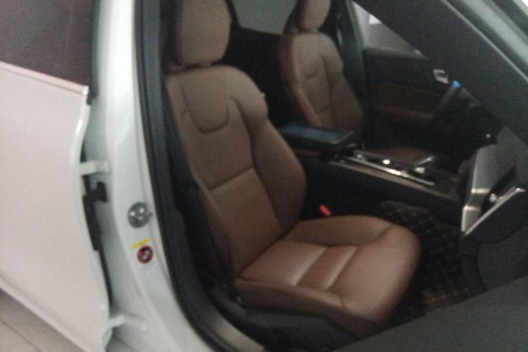 沃尔沃S60 2025款 B4 智逸豪华版局部细节41